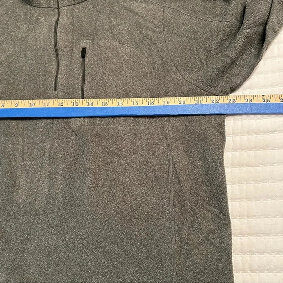 L.L Bean Men's  Fleece, Quarter-Zip Size L(i9 - Picture 5 of 6